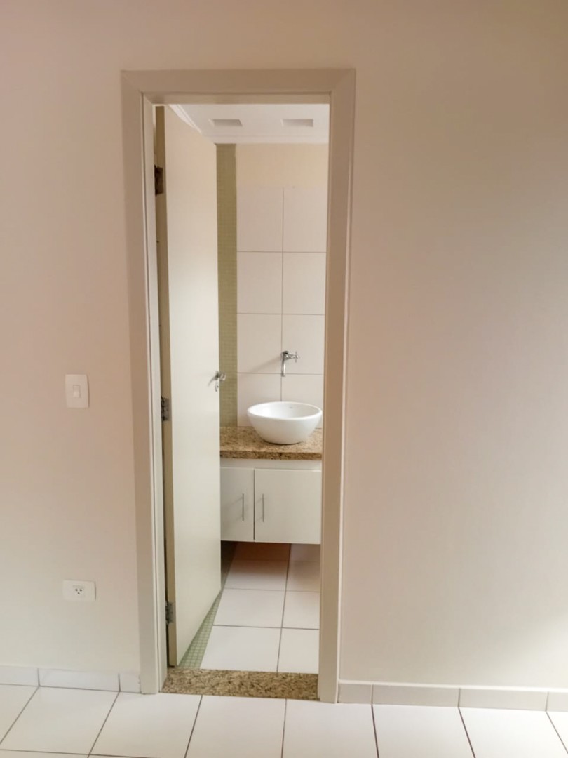 Apartamento para locação no bairro Centro de Londrina - Foto 8