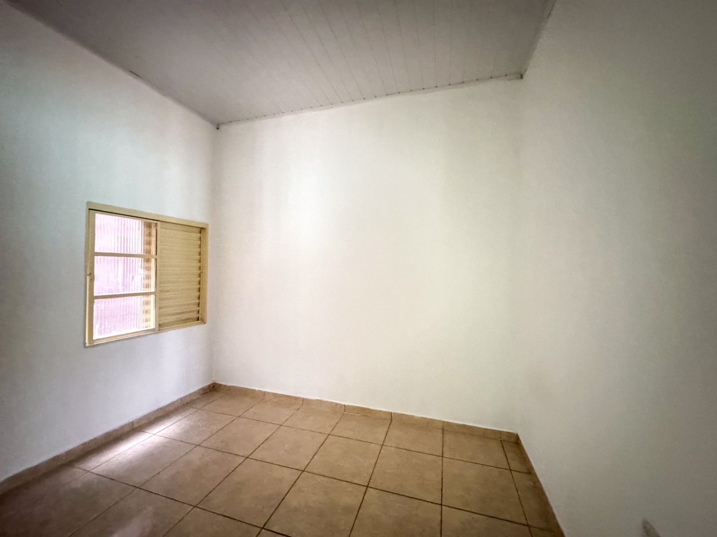 Casa Residencial para locação no bairro Jardim Campos Verdes de Londrina - Foto 16