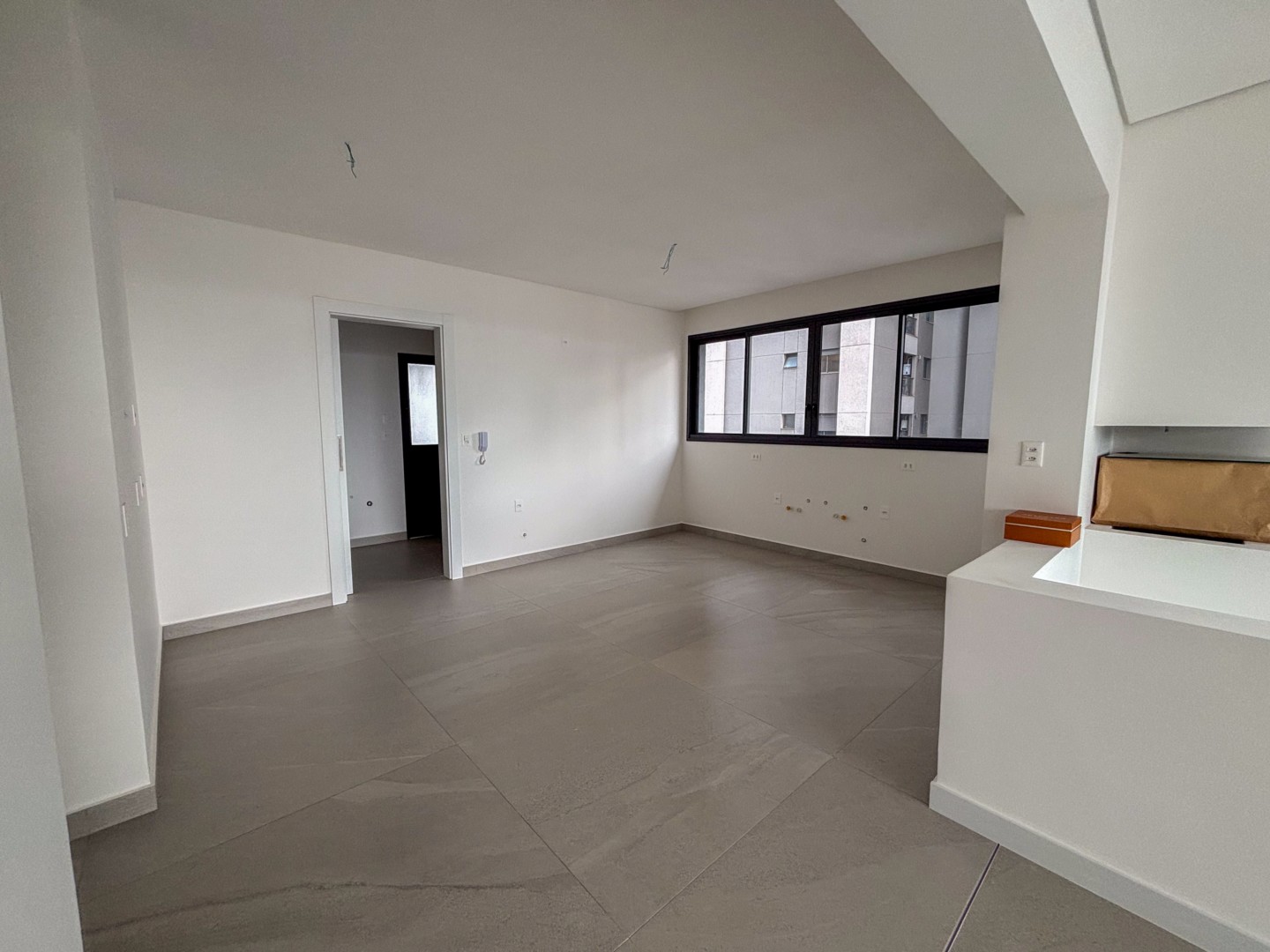 Apartamento para venda no bairro Gleba Fazenda Palhano de Londrina - Foto 10