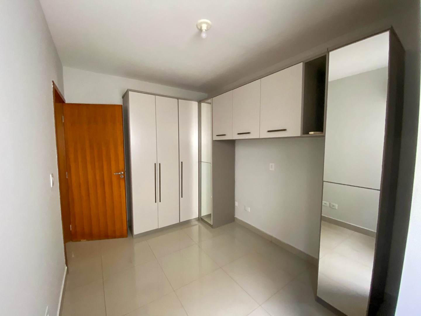 Casa Residencial para locação no bairro Aragarca de Londrina - Foto 12