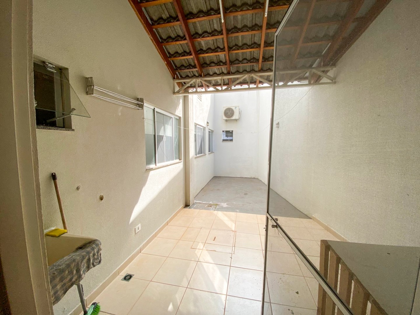 Casa Residencial para locação no bairro Aragarca de Londrina - Foto 20