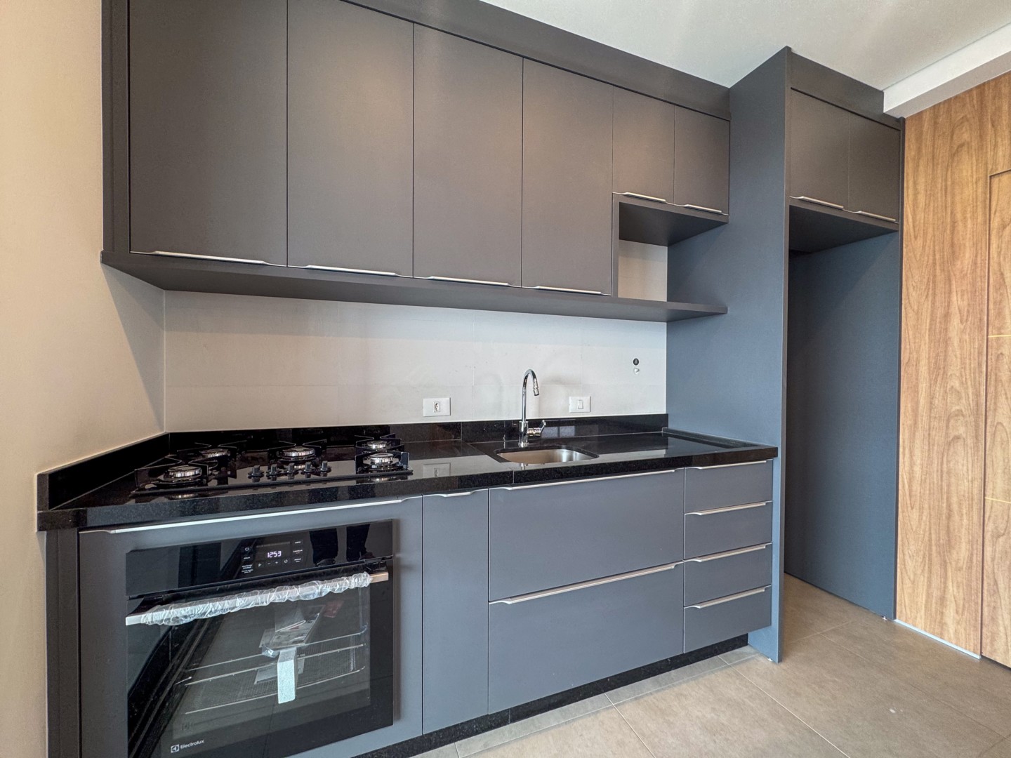 Apartamento para locação no bairro Guanabara de Londrina - Foto 11
