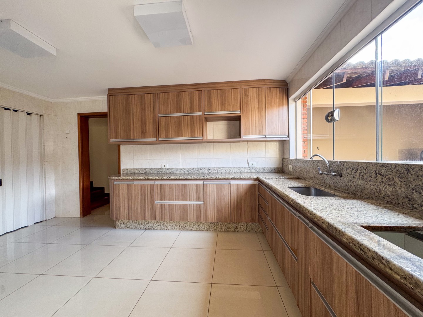 Casa Residencial para locação no bairro Universitario de Londrina - Foto 21