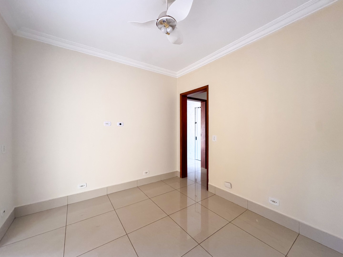 Casa Residencial para locação no bairro Universitario de Londrina - Foto 31