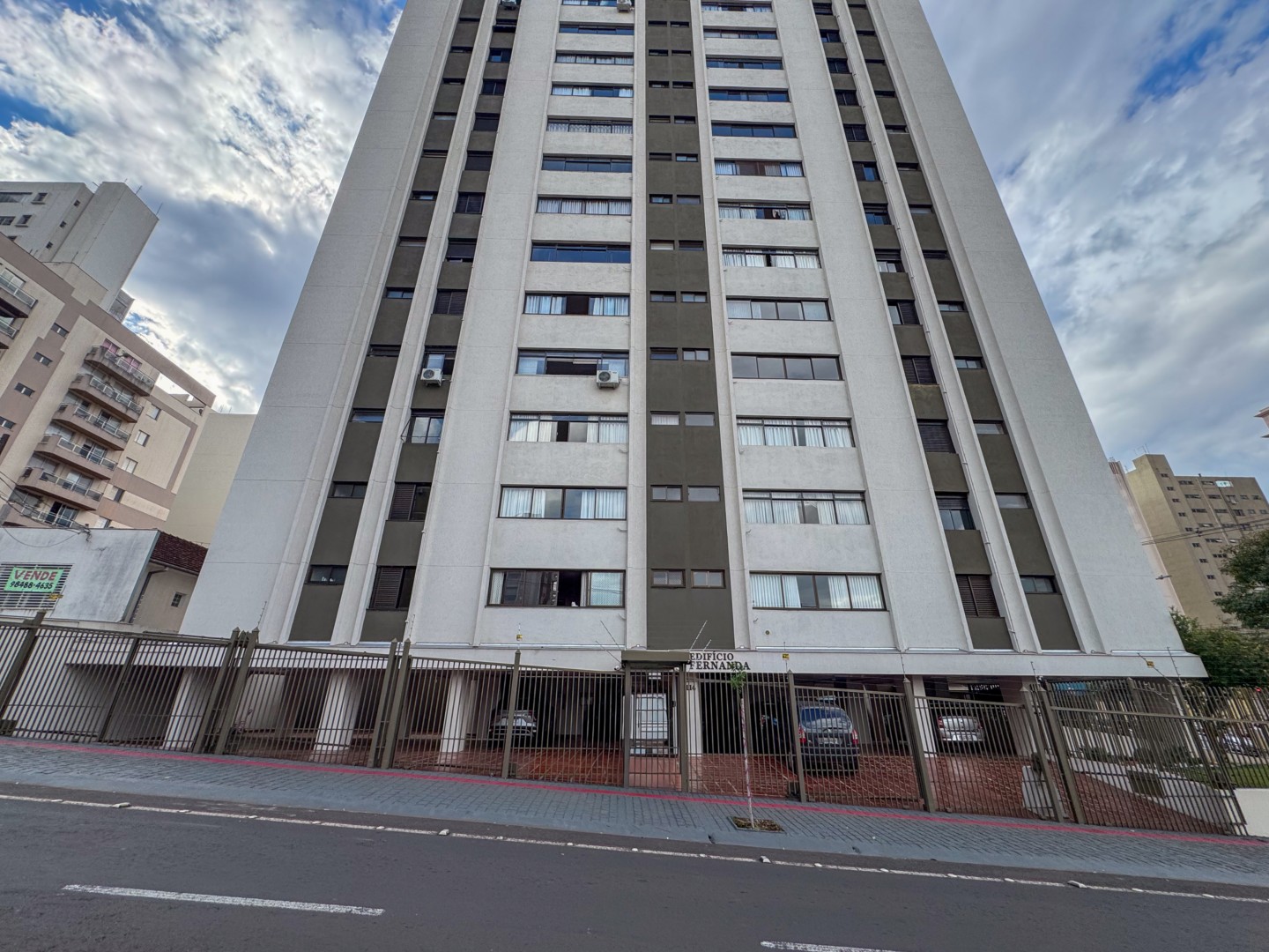 Apartamento para locacao no Centro em Londrina com 154,77m² por R$ 3.200,00 - Foto 1