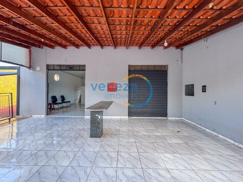 Salão-loja para venda no bairro Piza de Londrina - Foto 17