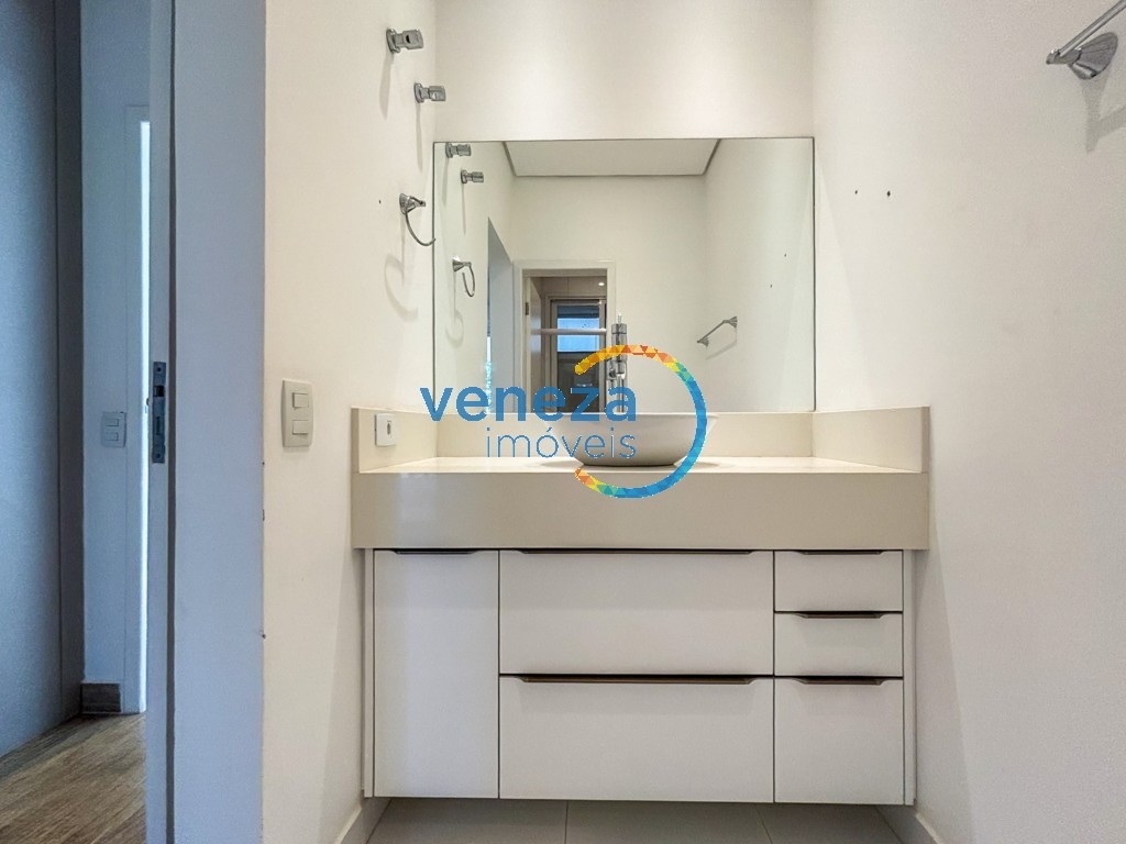 Casa Residencial para locação no bairro Terras de Canaa de Cambe com 200m<sup>2</sup> útil, 3 quartos, 2 vagas de garagem