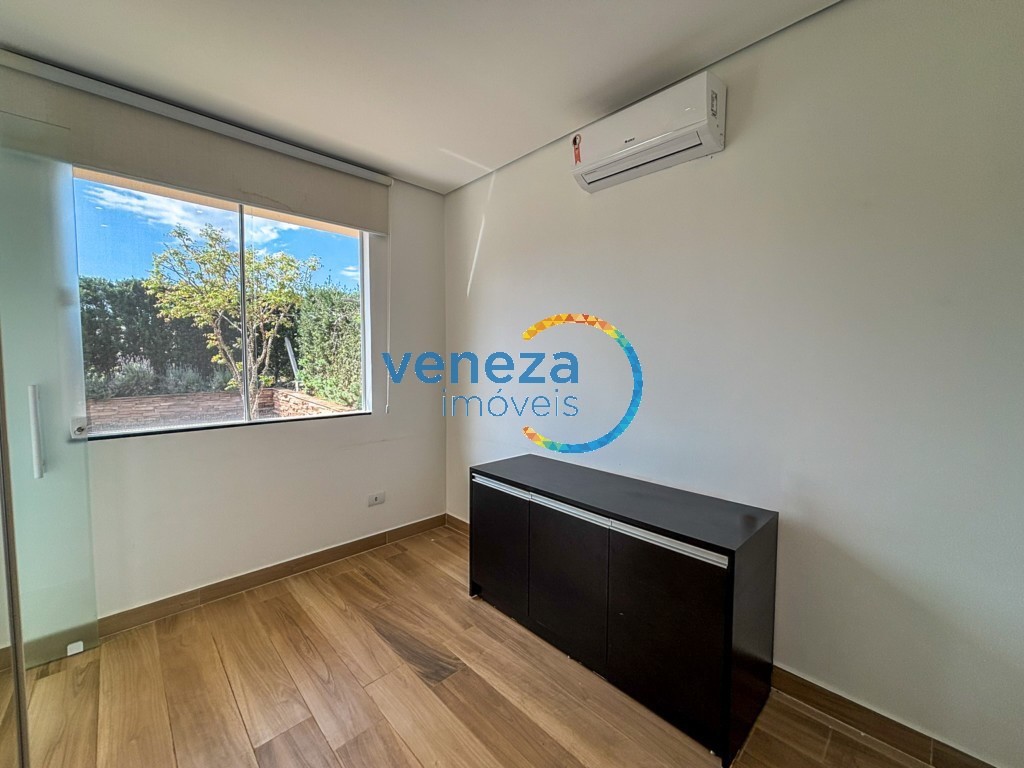 Casa Residencial para locação no bairro Terras de Canaa de Cambe com 200m<sup>2</sup> útil, 3 quartos, 2 vagas de garagem