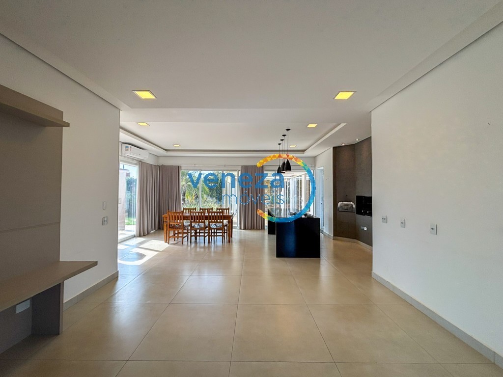 Casa Residencial para locação no bairro Terras de Canaa de Cambe com 200m<sup>2</sup> útil, 3 quartos, 2 vagas de garagem