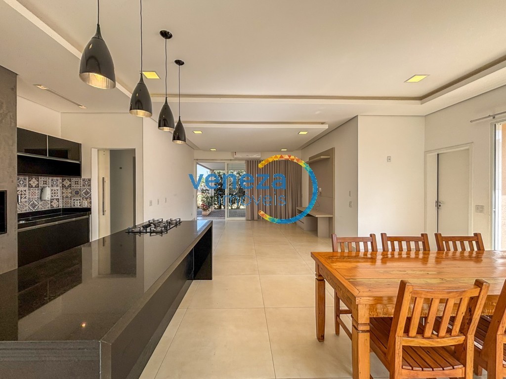 Casa Residencial para locação no bairro Terras de Canaa de Cambe com 200m<sup>2</sup> útil, 3 quartos, 2 vagas de garagem