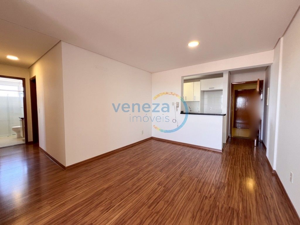 Apartamento à venda no bairro Gaion de Londrina com 80.68m<sup>2</sup> útil, 3 quartos, 1 vaga de garagem