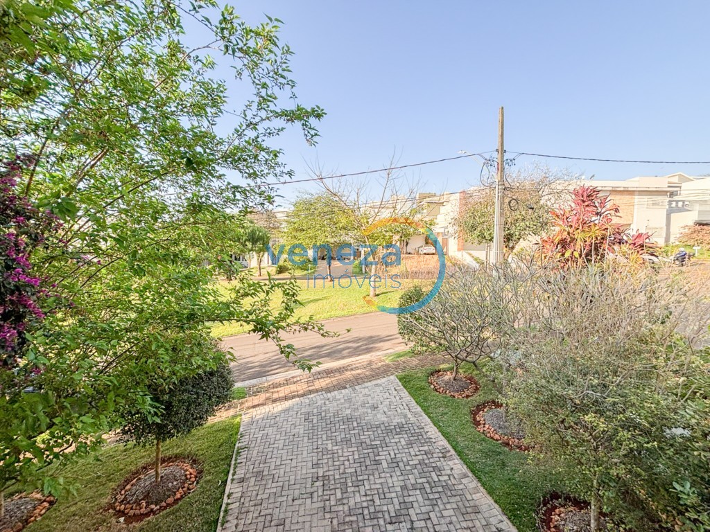 Casa Residencial à venda no bairro Gleba Palhano de Londrina com 290m<sup>2</sup> útil, 3 quartos, 2 vagas de garagem