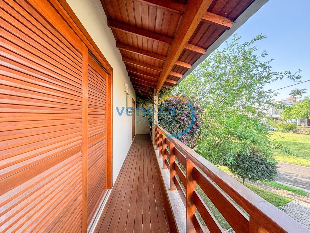 Casa Residencial à venda no bairro Gleba Palhano de Londrina com 290m<sup>2</sup> útil, 3 quartos, 2 vagas de garagem