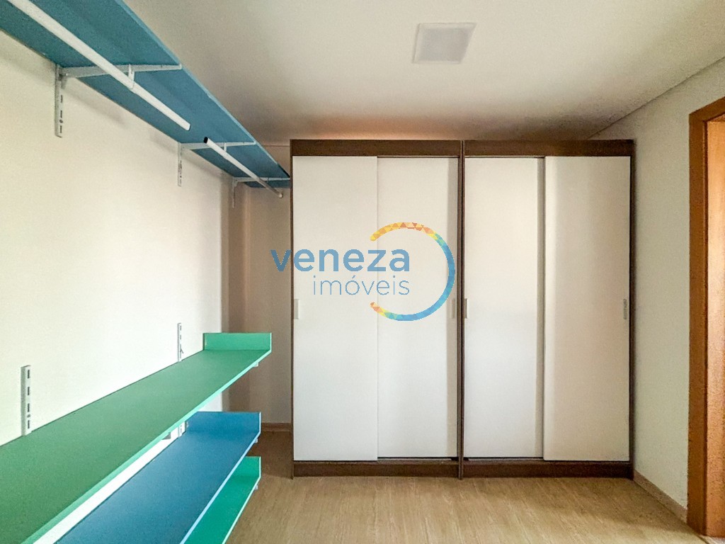 Casa Residencial à venda no bairro Gleba Palhano de Londrina com 290m<sup>2</sup> útil, 3 quartos, 2 vagas de garagem