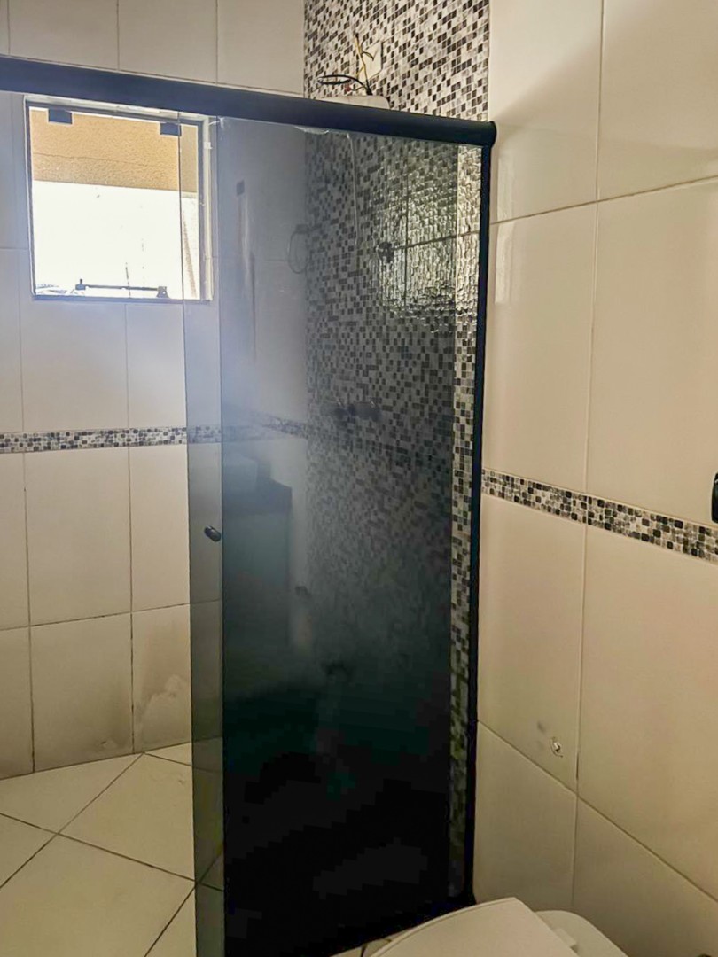 Casa Residencial para venda no bairro Jardim Graziela de Londrina - Foto 7