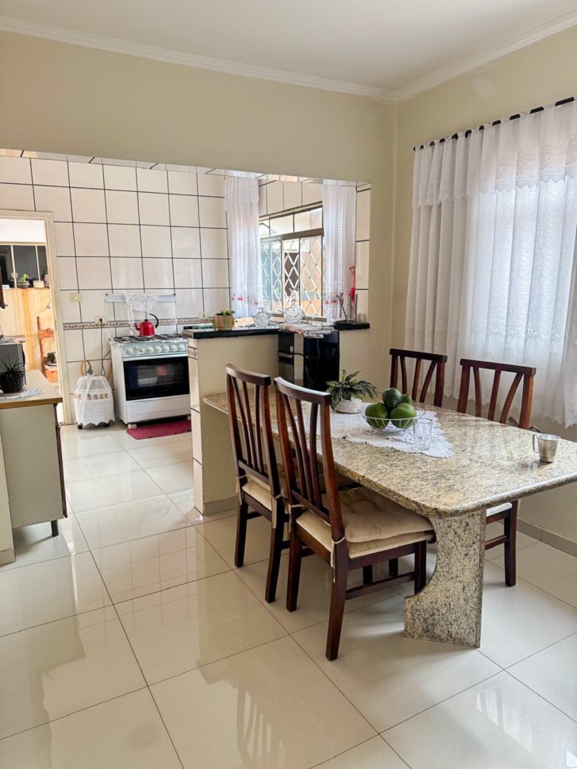 Casa Residencial para venda no bairro Jardim Graziela de Londrina - Foto 16