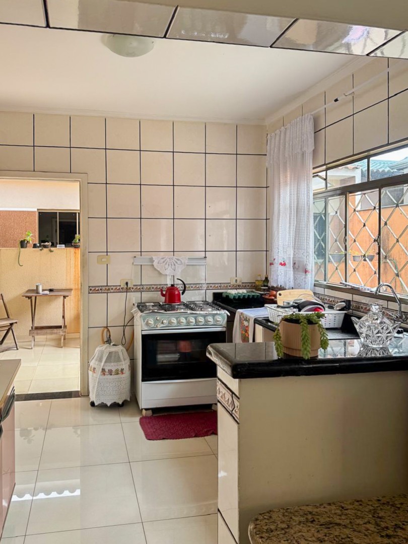 Casa Residencial para venda no bairro Jardim Graziela de Londrina - Foto 19