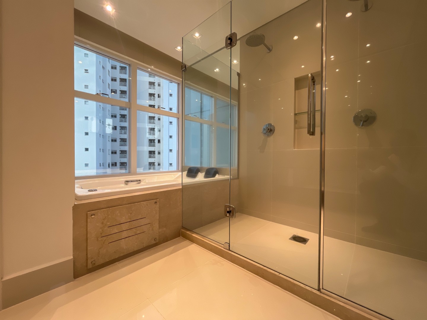 Apartamento para locação no bairro Gleba Fazenda Palhano de Londrina - Foto 17