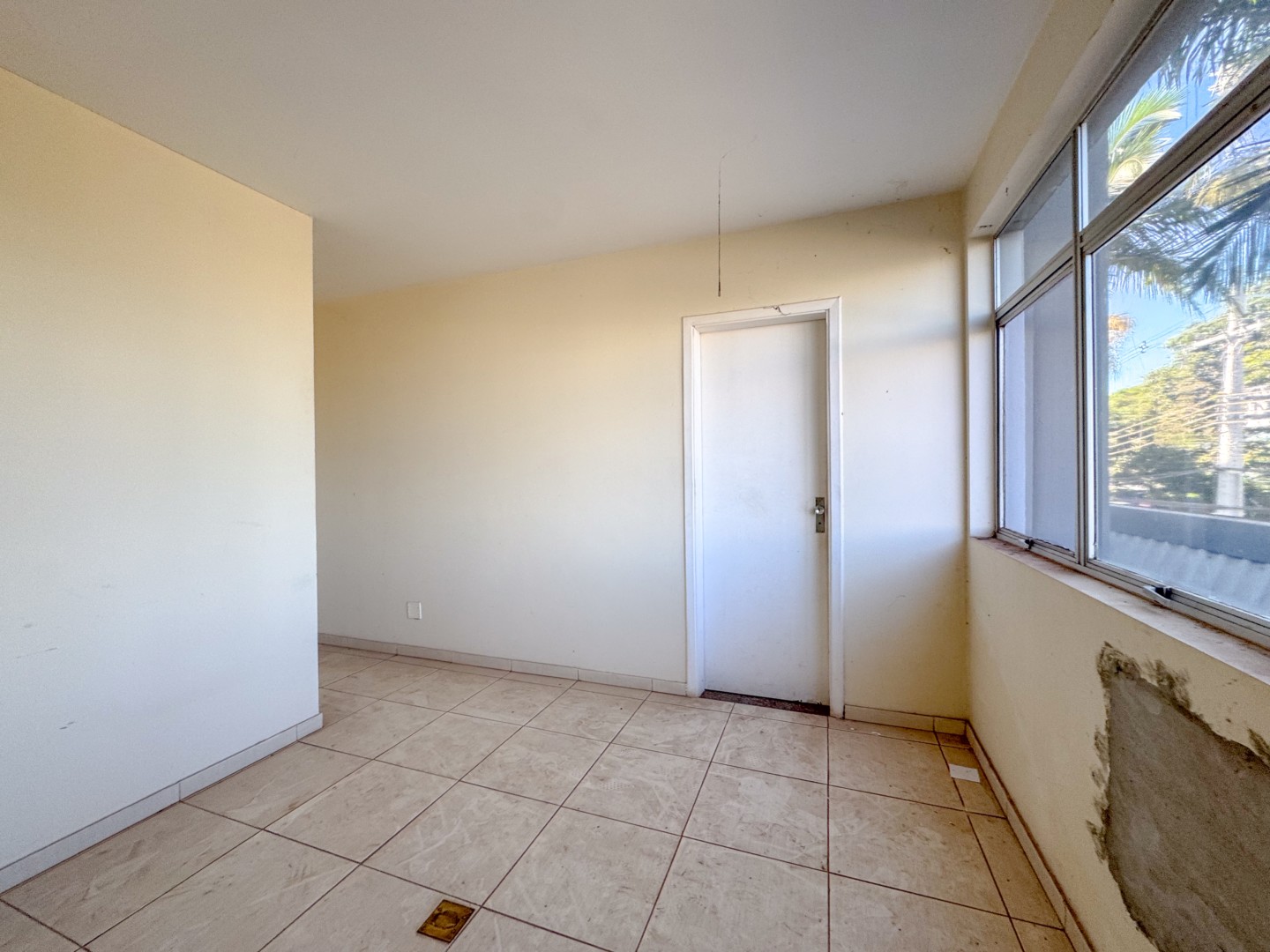 Sala/Conjunto Comercial para alugar em Caicaras, Londrina — Portal Chave Fácil