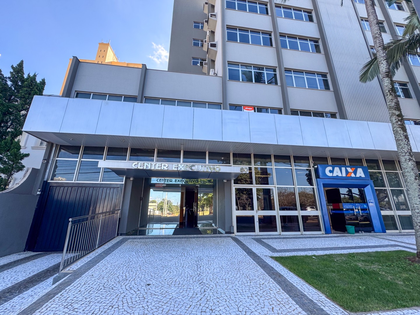 Sala/Conjunto Comercial para alugar em Caicaras, Londrina — Portal Chave Fácil