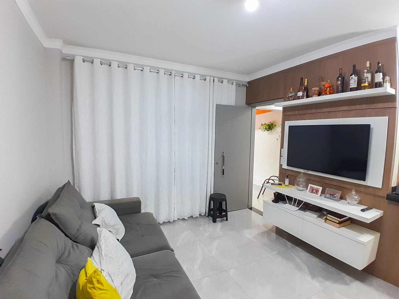 Casa Residencial para venda no bairro Jardim Taruma de Londrina - Foto 6