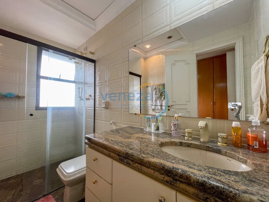 Apartamento para locação no bairro Caicaras de Londrina - Foto 18