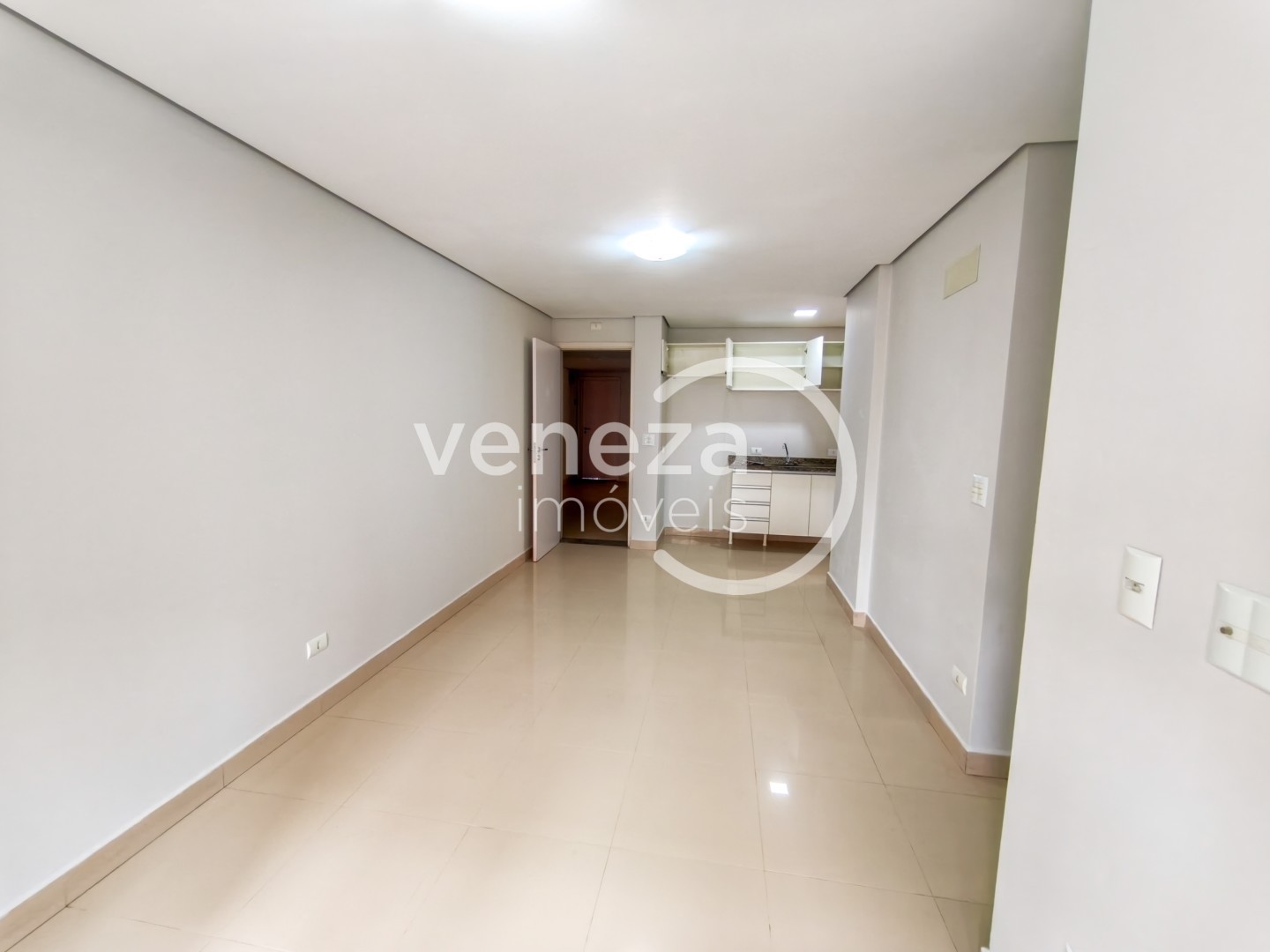 Apartamento para locação no bairro Centro de Londrina - Foto 5