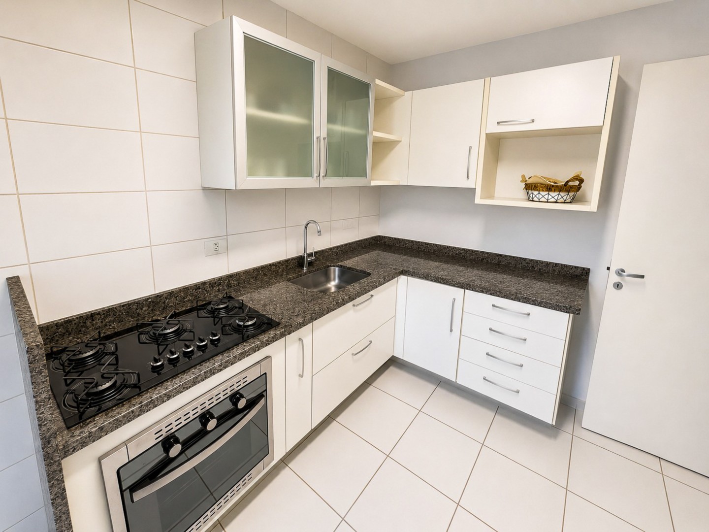 Apartamento para locação no bairro Jardim do Lago de Londrina - Foto 9