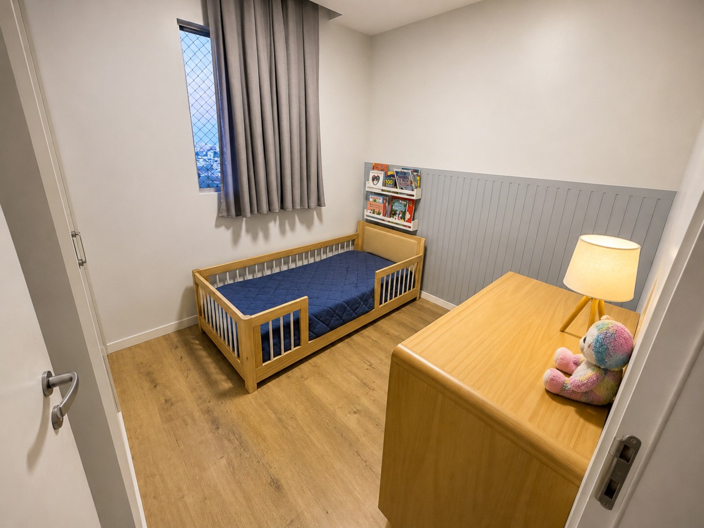 Apartamento para locação no bairro Jardim do Lago de Londrina - Foto 12