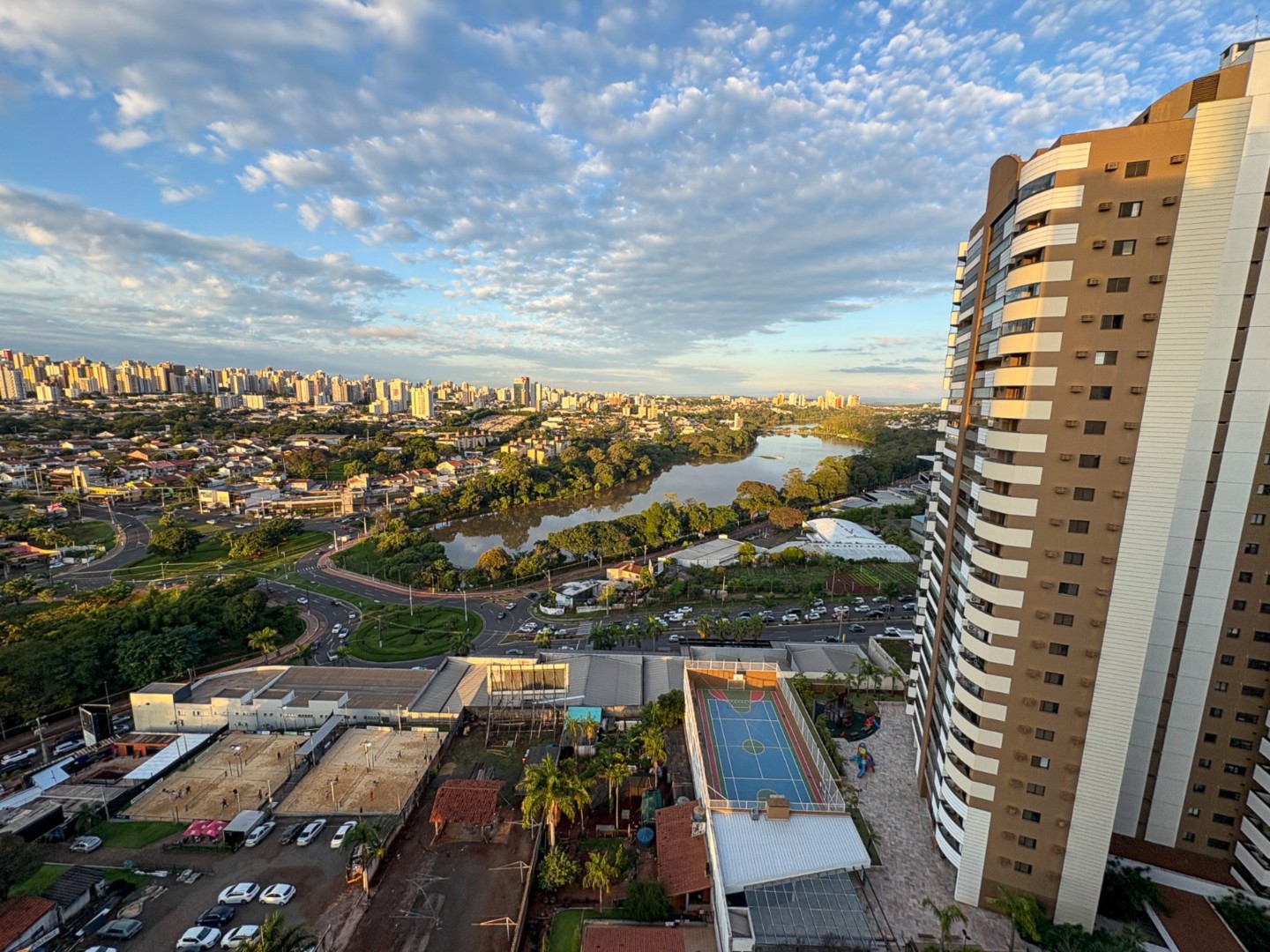 Apartamento para locação no bairro Jardim do Lago de Londrina - Foto 19