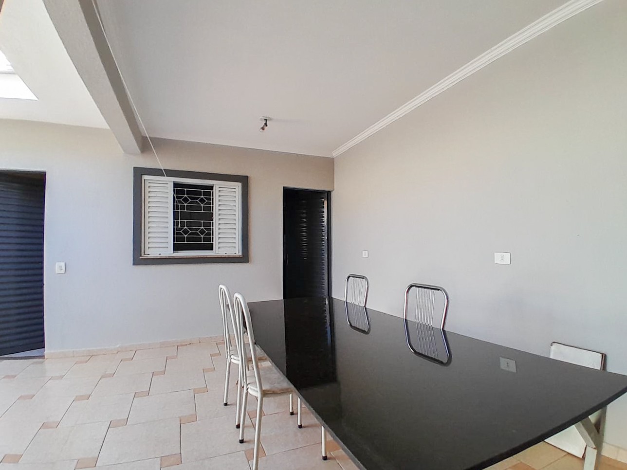 Casa Residencial para venda no bairro Jardim Guararapes de Londrina - Foto 14