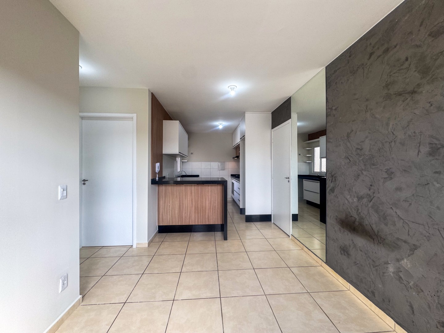 Apartamento para locacao no Semiramis Barros Braga em Londrina com 63,32m² por R$ 1.250,00 - Foto 2