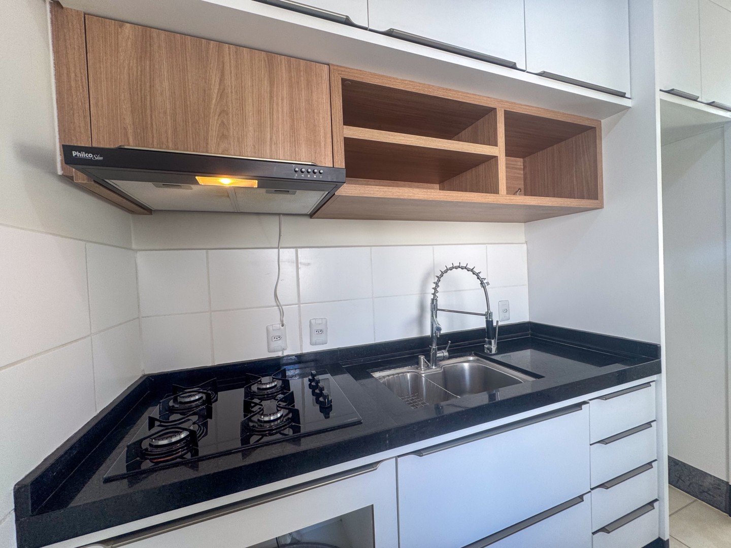 Apartamento para locação no bairro Semiramis Barros Braga de Londrina - Foto 10