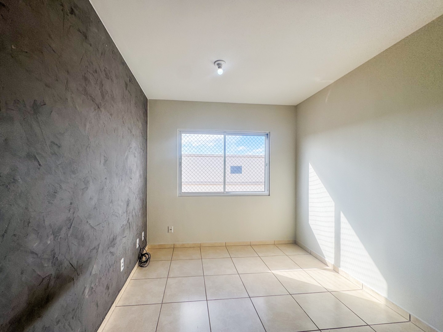 Apartamento para locacao no Semiramis Barros Braga em Londrina com 63,32m² por R$ 1.250,00 - Foto 3