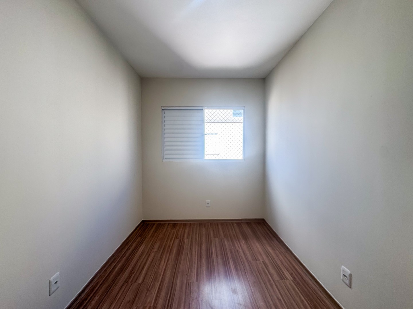 Apartamento para locação no bairro Semiramis Barros Braga de Londrina - Foto 16