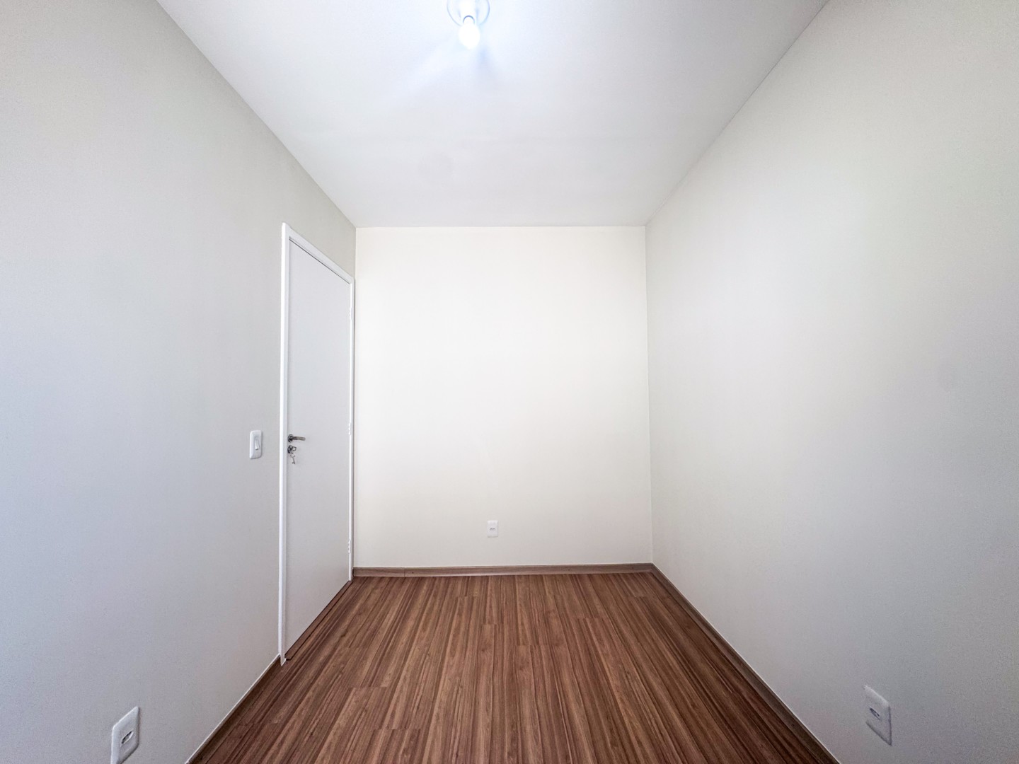 Apartamento para locação no bairro Semiramis Barros Braga de Londrina - Foto 14