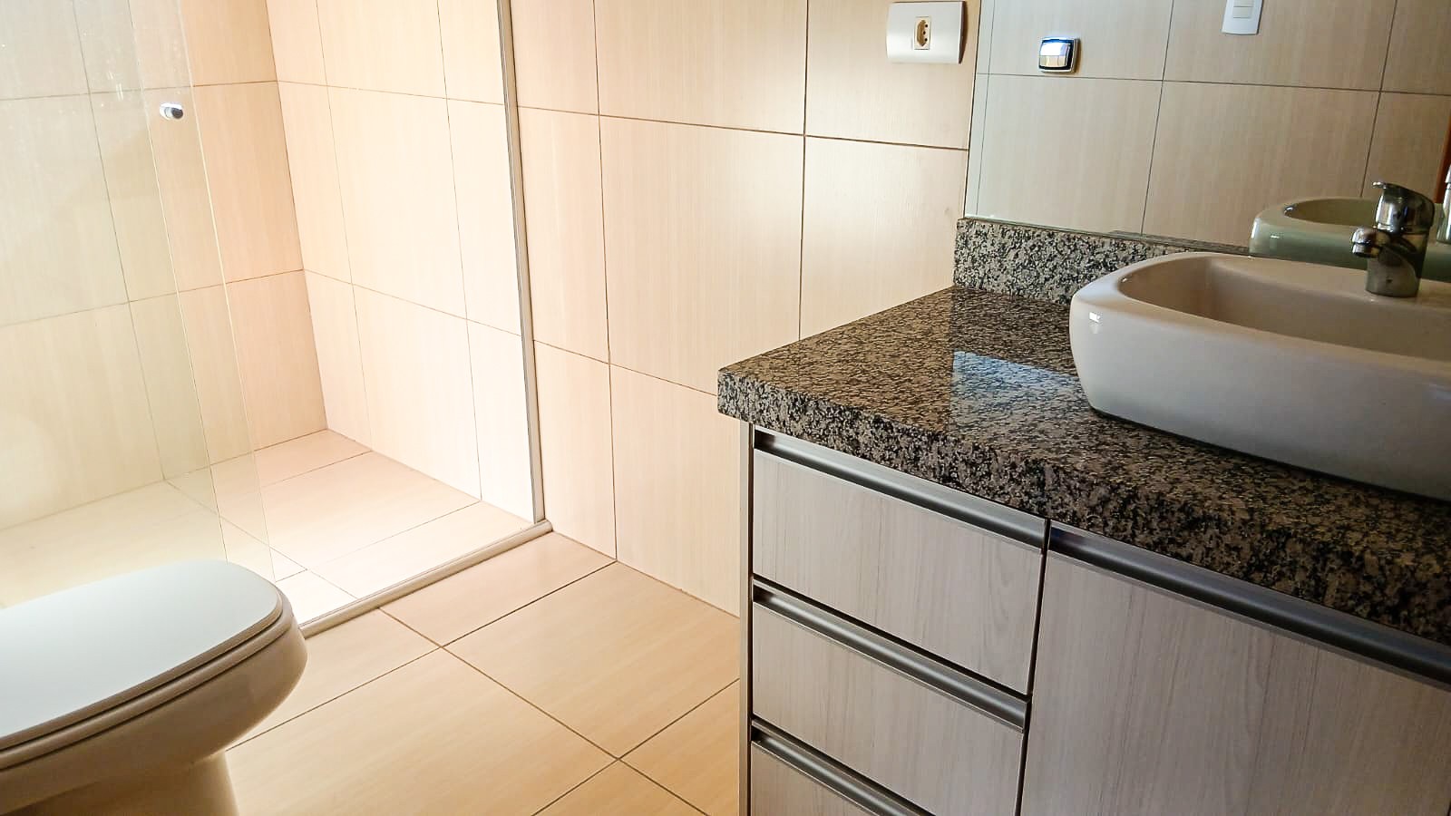 Casa Residencial para locação no bairro Jardim Central Park de Londrina - Foto 14
