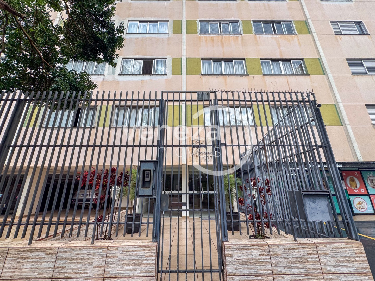 Apartamento para venda no Centro em Londrina com 180,21m² por R$ 580.000  - Foto 1