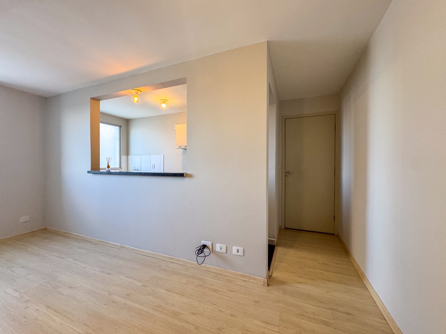 Apartamento para locação no bairro Vale dos Tucanos de Londrina - Foto 5