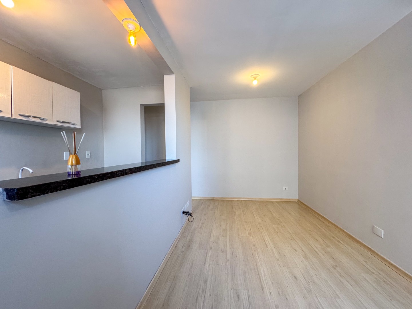 Apartamento para locação no bairro Vale dos Tucanos de Londrina - Foto 4