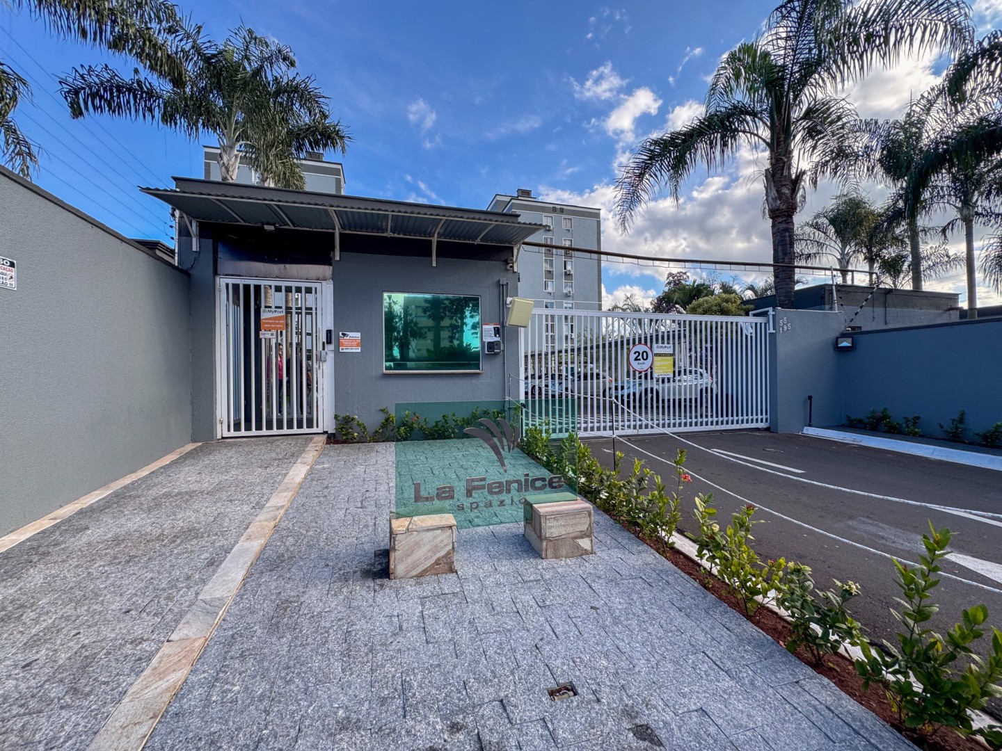 Apartamento para locacao no Vale dos Tucanos em Londrina com 56,53m² por R$ 1.100,00  - Foto 1