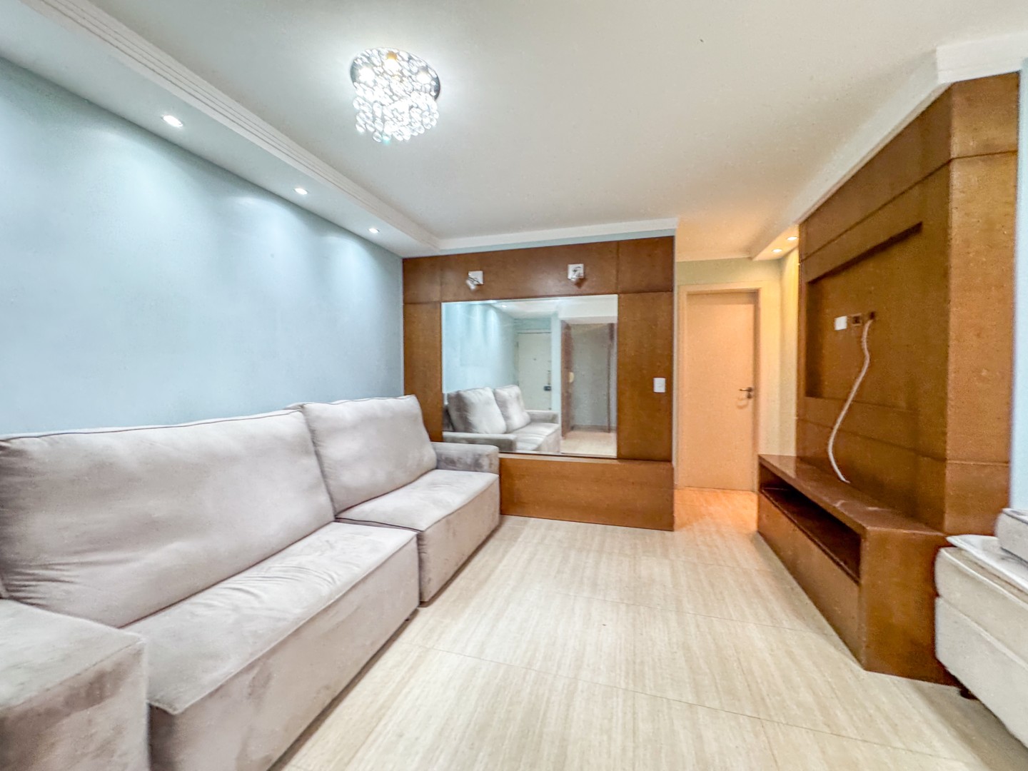 Apartamento para venda no Centro em Londrina com 111,89m² por R$ 350.000  - Foto 3