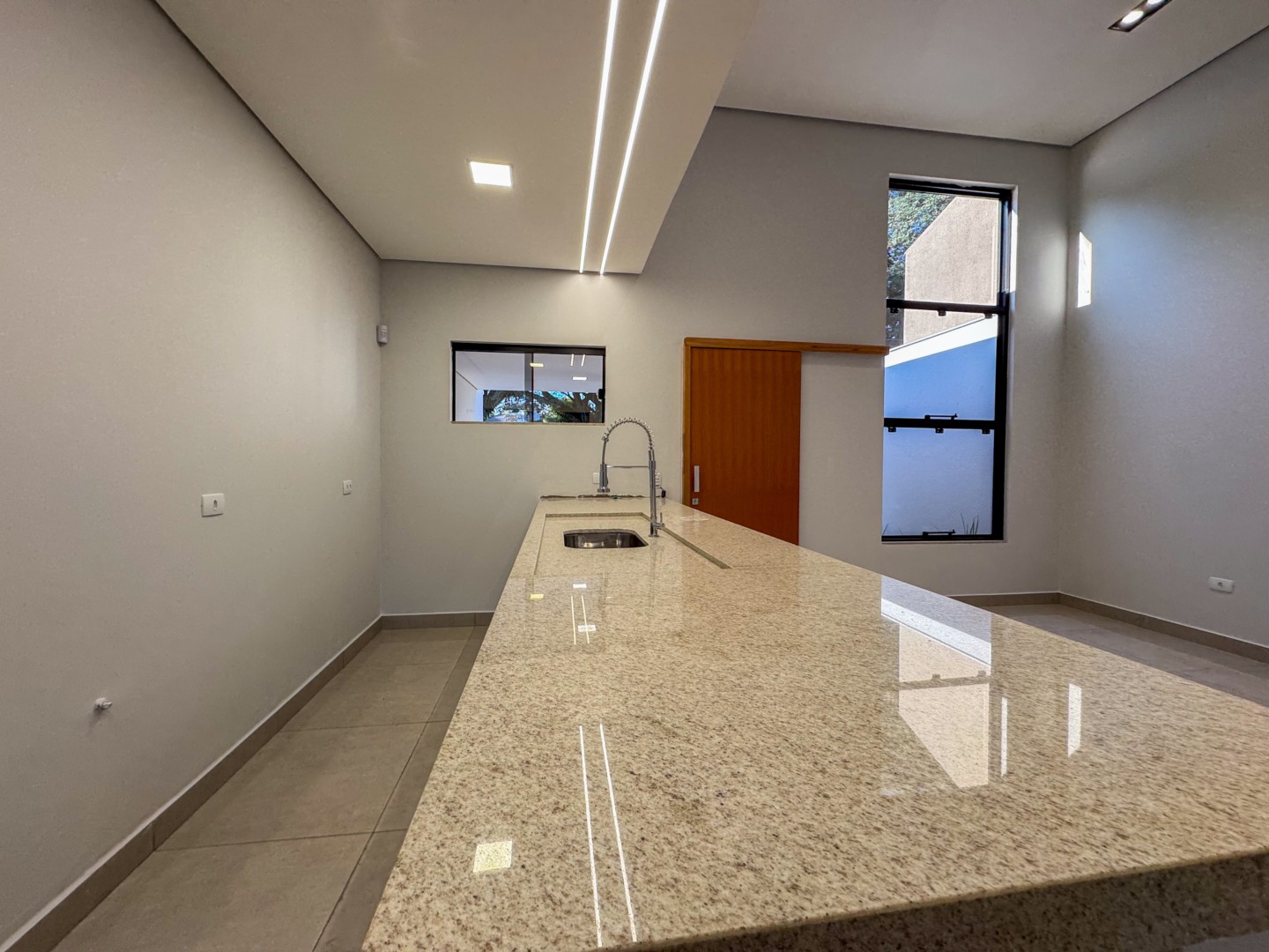 Casa Residencial para venda no bairro Bandeirantes de Londrina - Foto 27