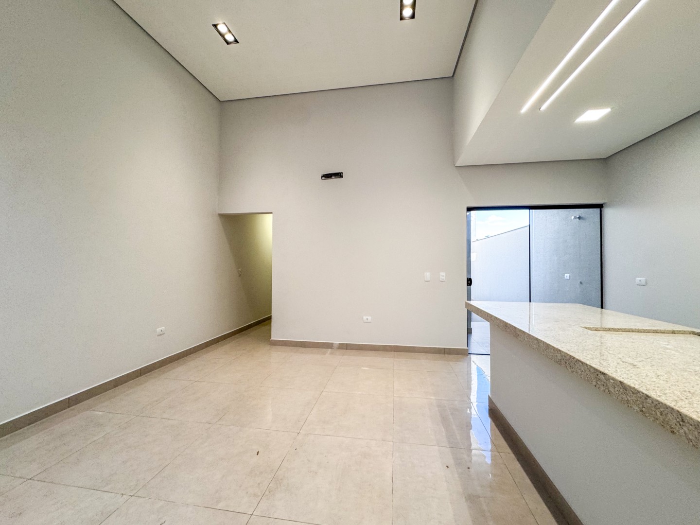 Casa à venda em Bandeirantes, Londrina — Portal Chave Fácil