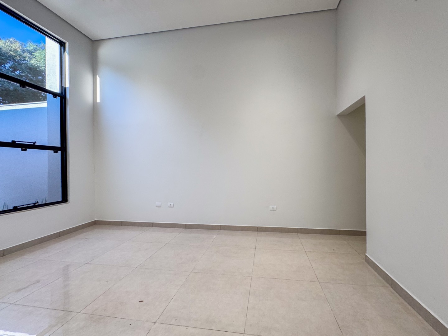 Casa Residencial para venda no bairro Bandeirantes de Londrina - Foto 10