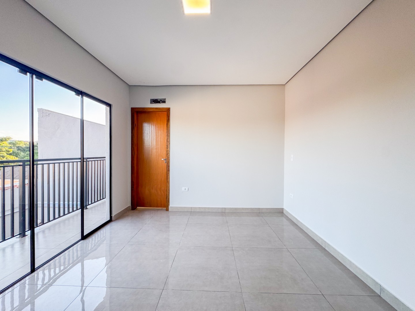 Casa Residencial para venda no bairro Bandeirantes de Londrina - Foto 14