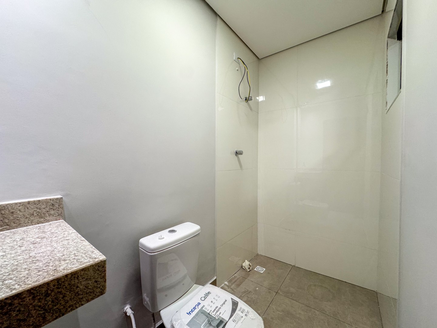Casa Residencial para venda no bairro Bandeirantes de Londrina - Foto 36