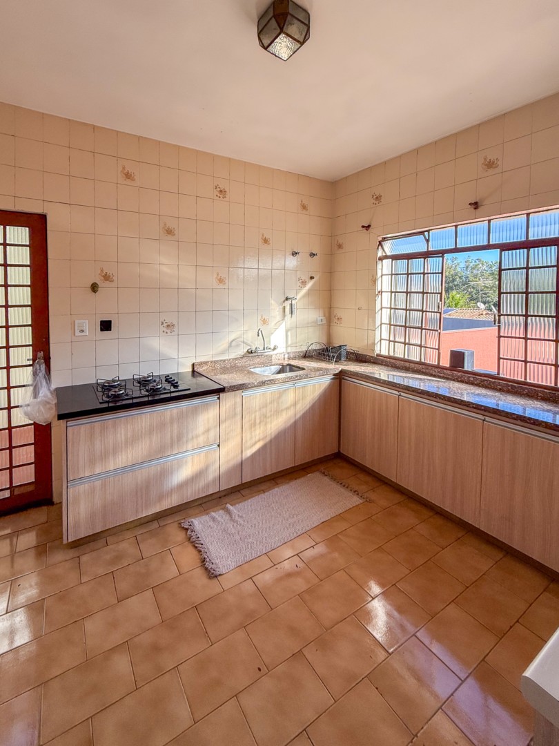 Casa Residencial para venda no bairro Araxa de Londrina - Foto 13