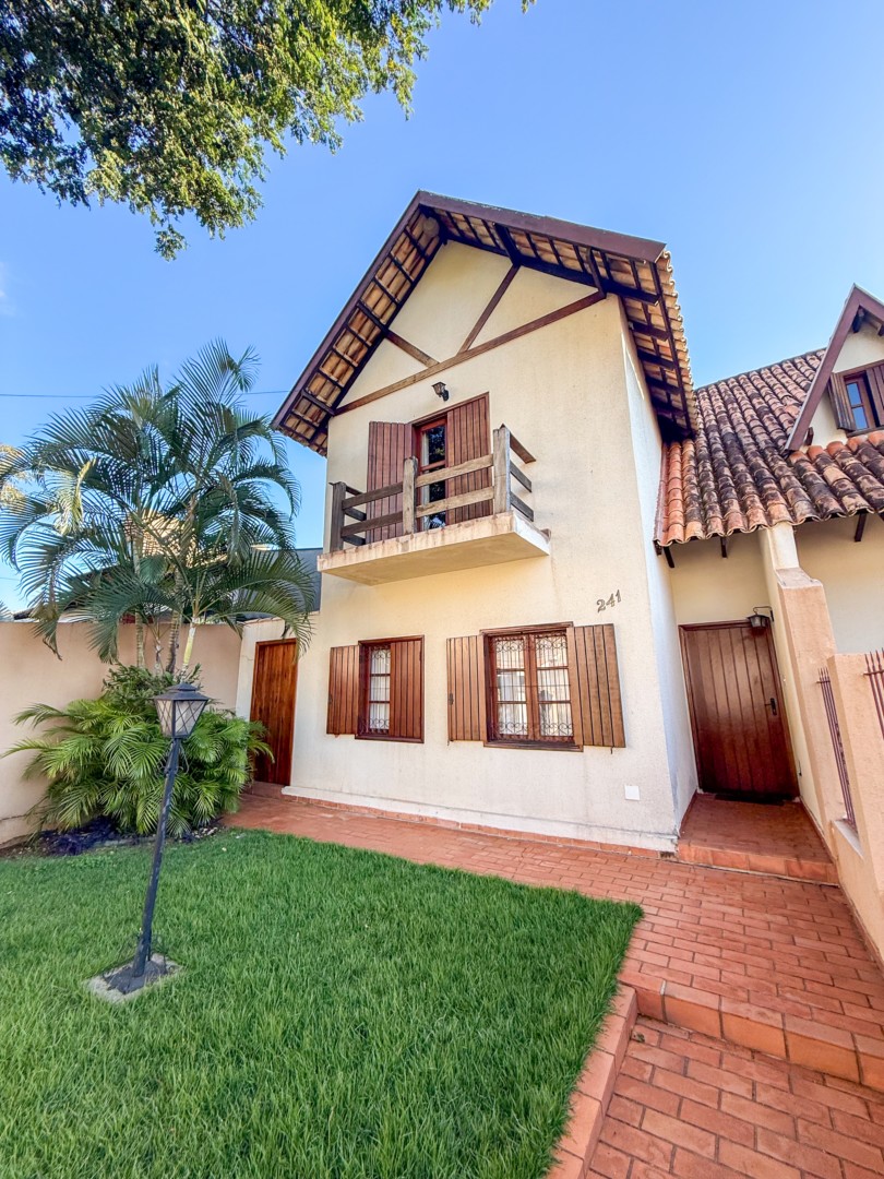 Casa à venda em Araxa, Londrina — Portal Chave Fácil