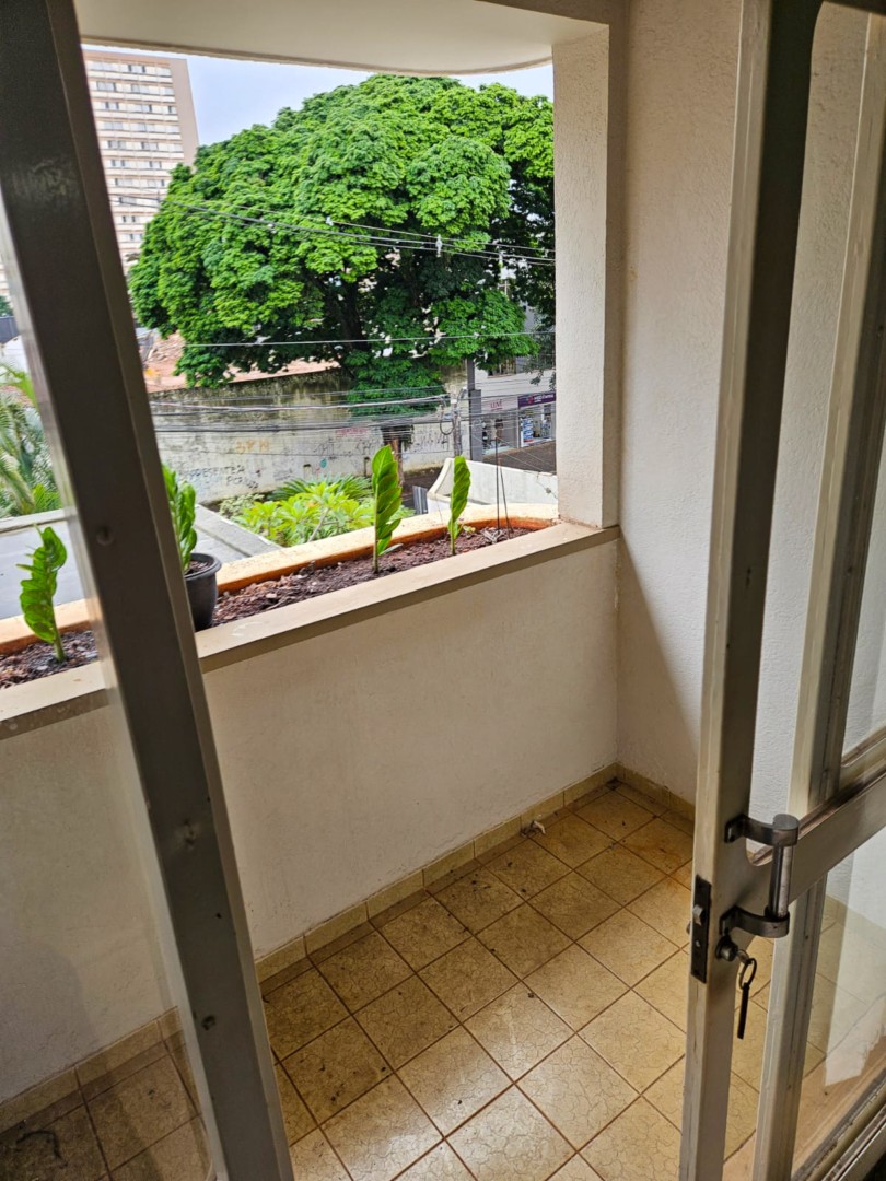 Apartamento para locação no bairro Centro de Londrina - Foto 6